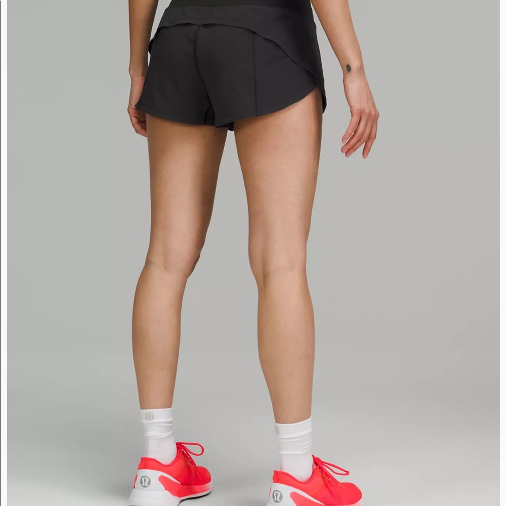 Lululemon Speed Up Shorts Mid Rise 4.0” - size 4